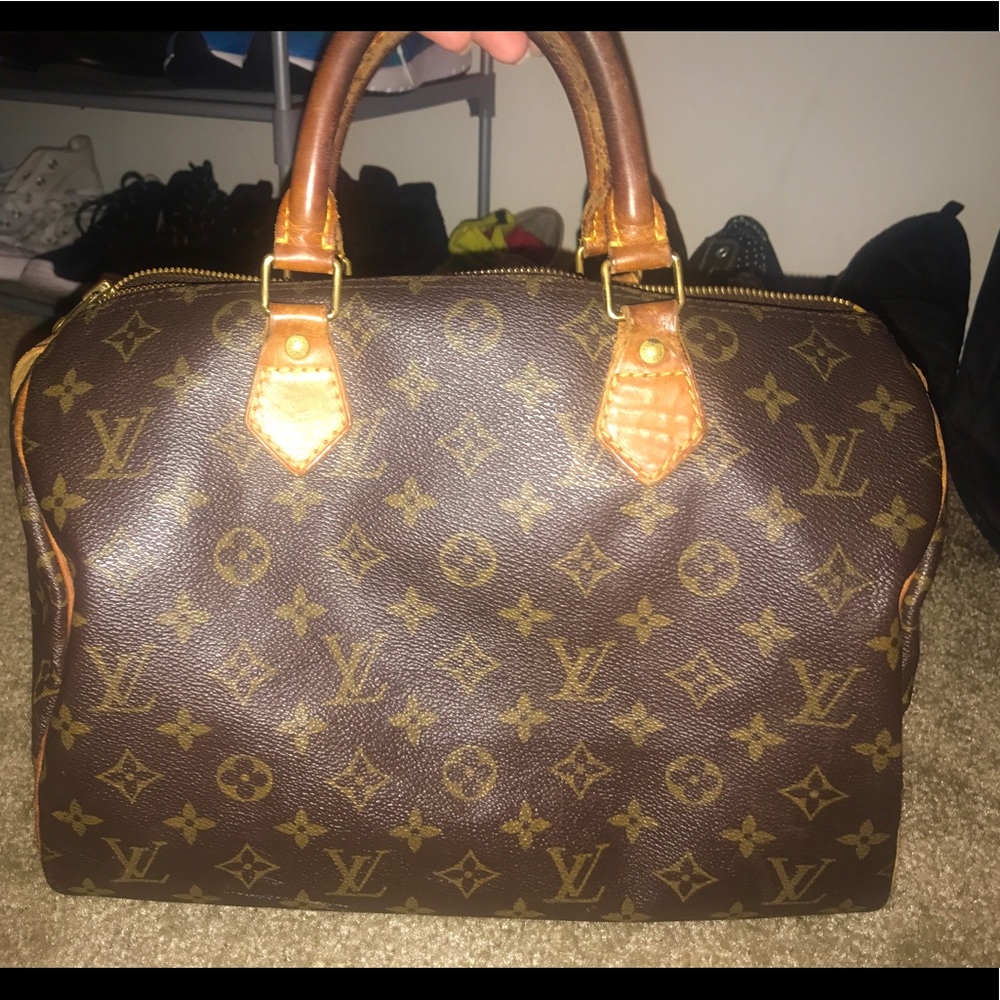 Louis Vuitton Speedy 30